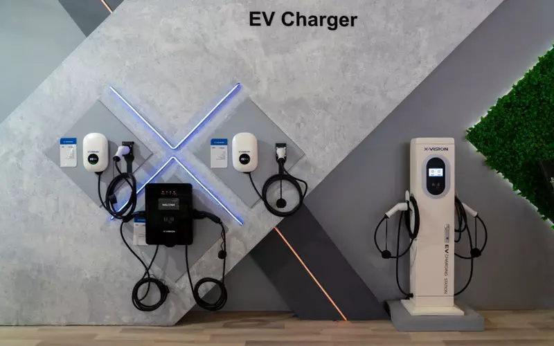 شارژر خودرو برقی(مادیران)